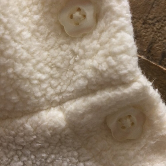 Floral Patched White Hanna Andersson Dress - Picture 8 of 13